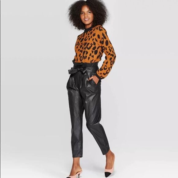 Who what wear cheetah sweater - Picture 1 of 8